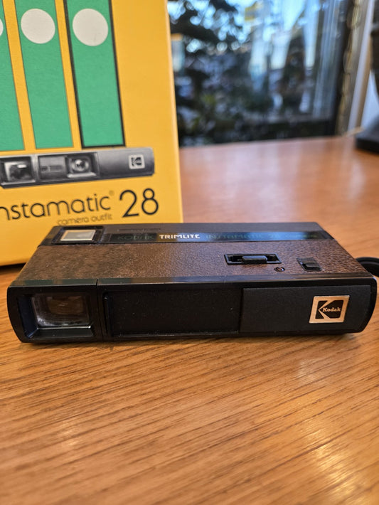 Kodak Trimlite Instamatic 28 Camera|10597