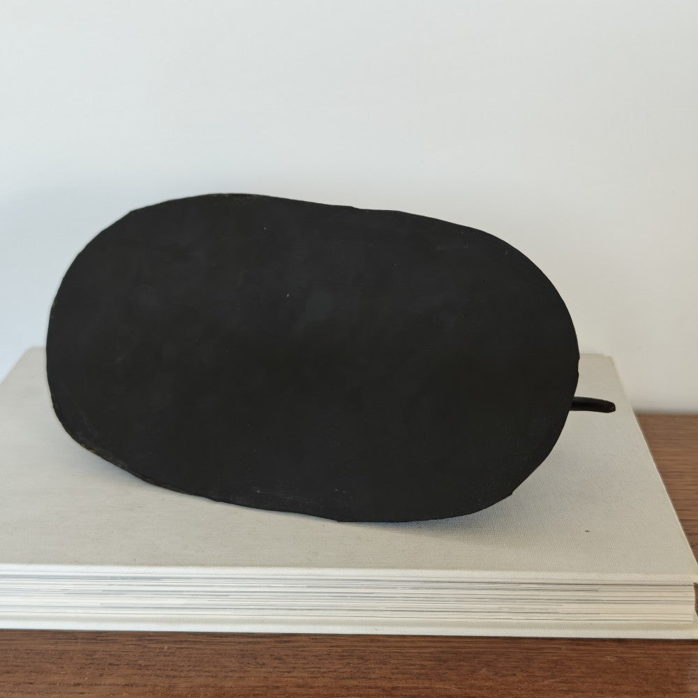 Cast bronze hunting dog|10945