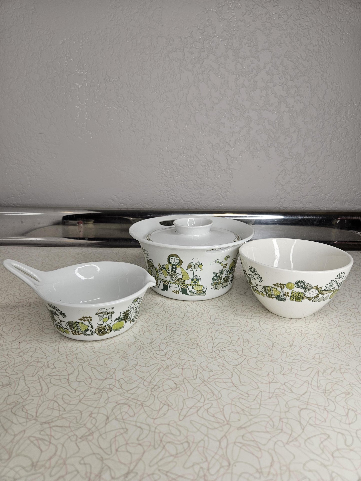 Vintage Figgjo lotte turi design green and white Turi Gramstad Oliver with ladies and man tor Viking made in Norway