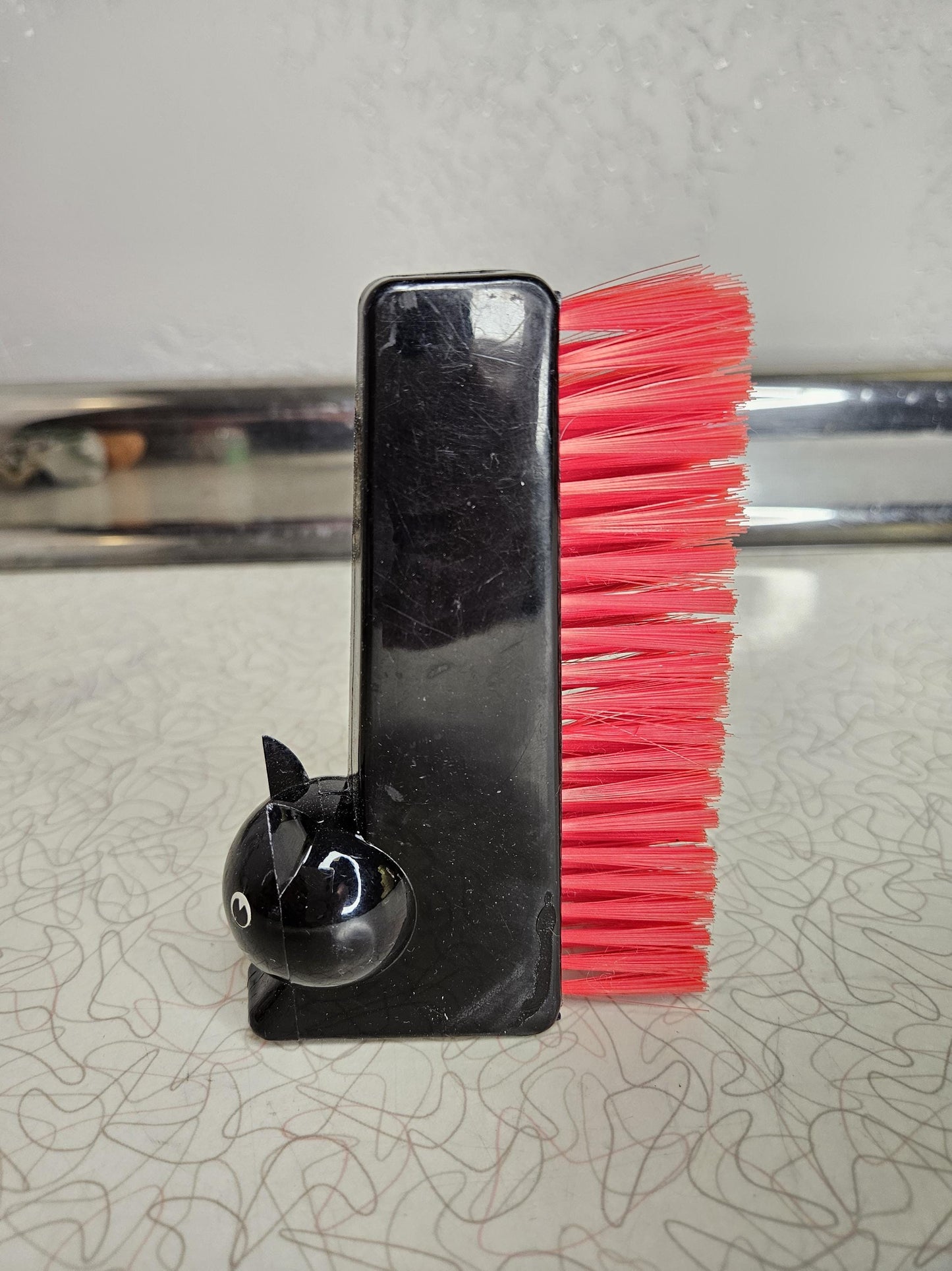 1960s MCM Black Figural Cat Clothing Lint Brush