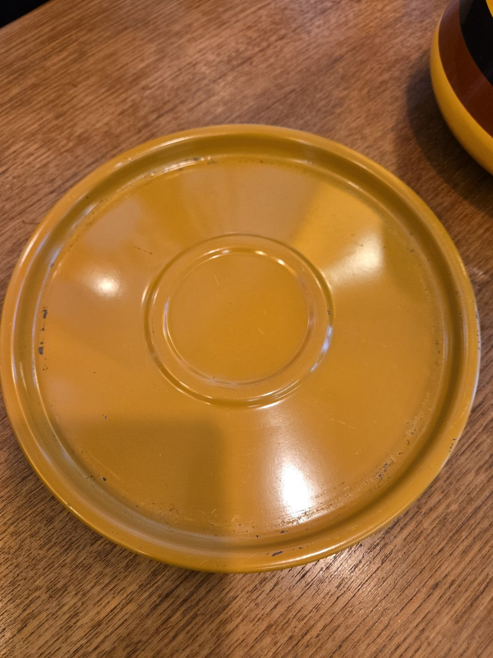 Yellow w/Brown Stripes Fondue Pot|10611