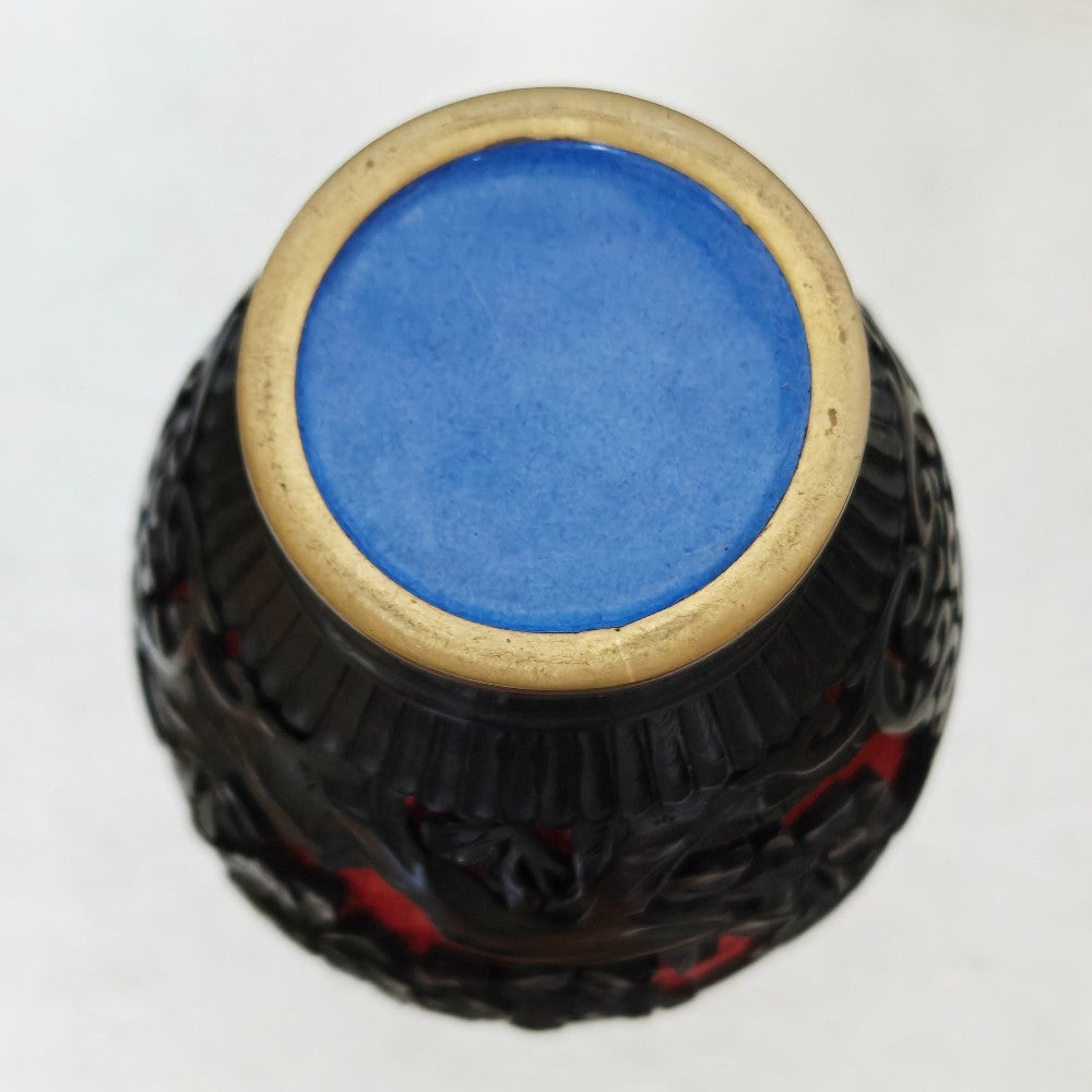 Black and red Cinnabar vase|13707