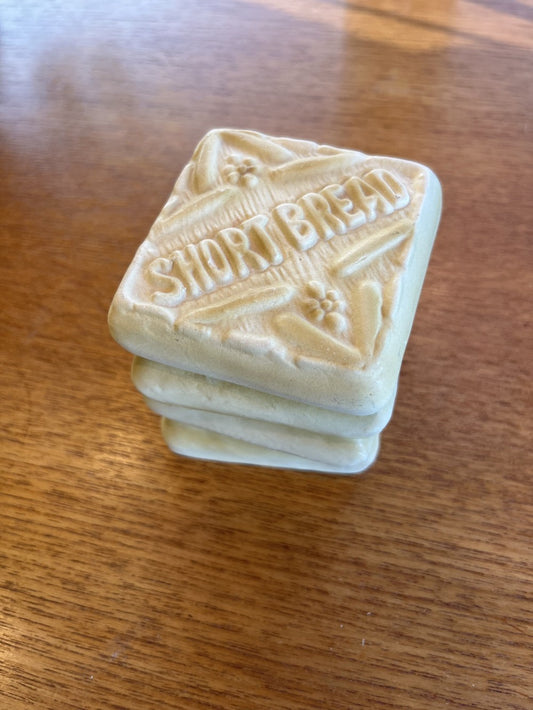 Holt Howard Shortbread Candle|10684