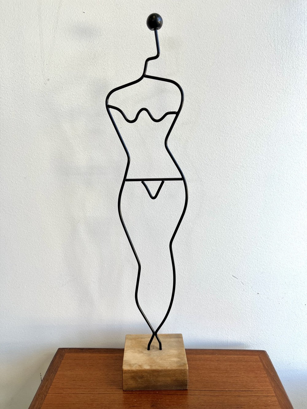 Laurids Lonborg Wire Female Mannequin|10698