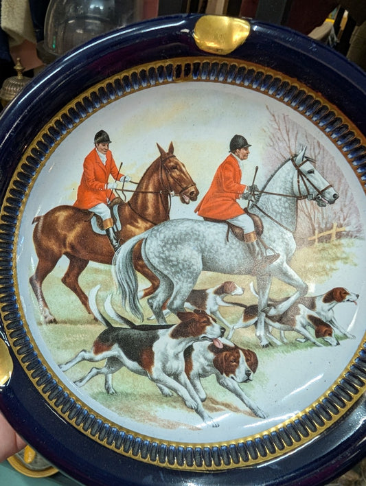 Italian Made Ashtray with Horses and Dogs|11605