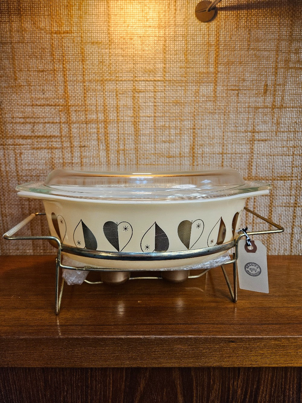 Pyrex 045 Golden Hearts with Lid and Cradle Warmer|12671