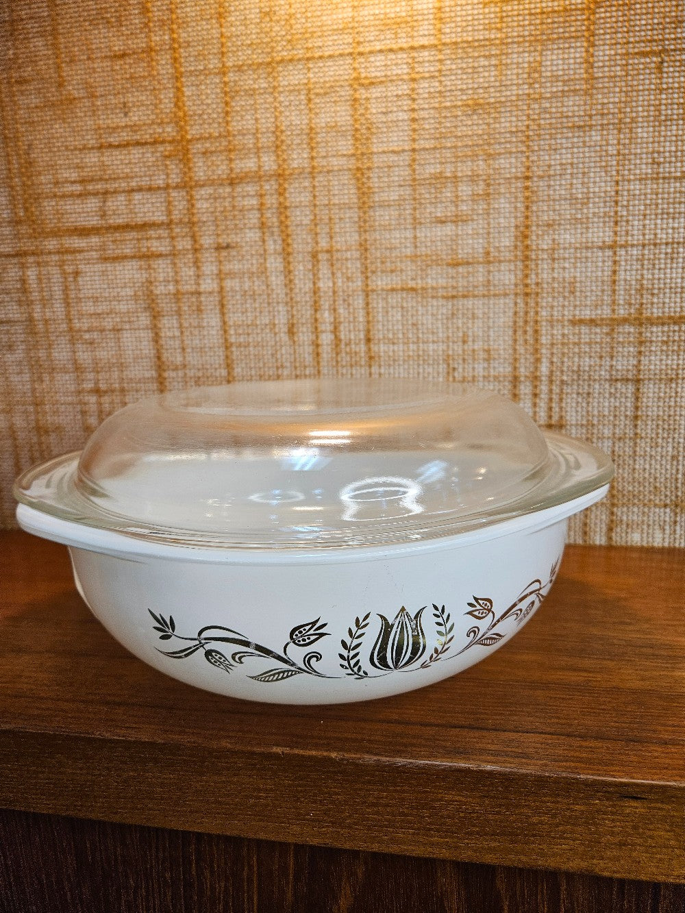 Pyrex Golden Tulip Casserole|12601
