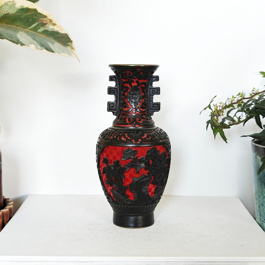 Black and red Cinnabar vase|13701