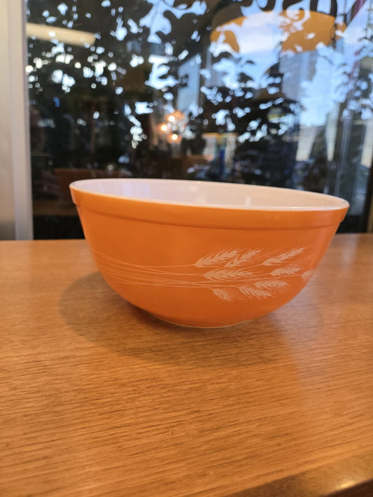 Pyrex Autumn Harvest Wheat 403 Mixing Bowl|10630