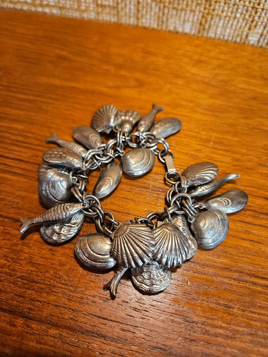 Silver Fish and Shell Linked Charm Bracelet|12830