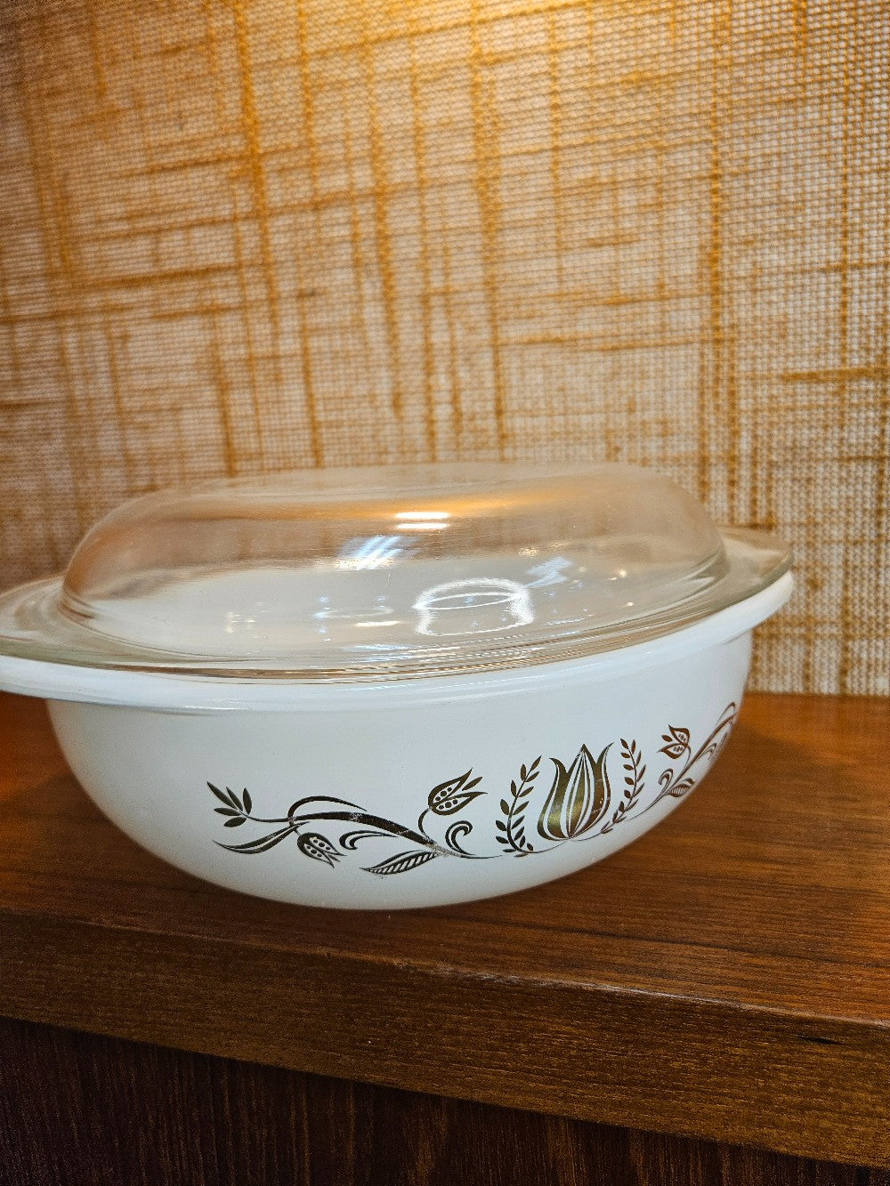 Pyrex Golden Tulip Casserole|12605