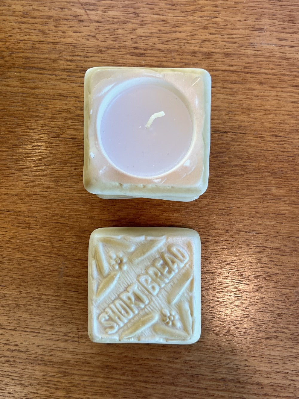 Holt Howard Shortbread Candle|10688