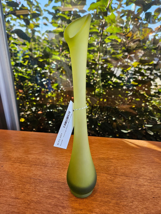 RARE - Viking Satin Bud Vase|10194
