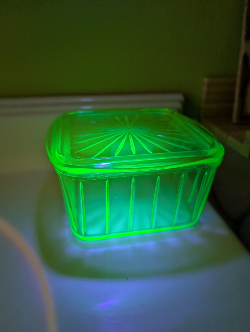 Vaseline Glass Refrigerator Dish With Lid|11586