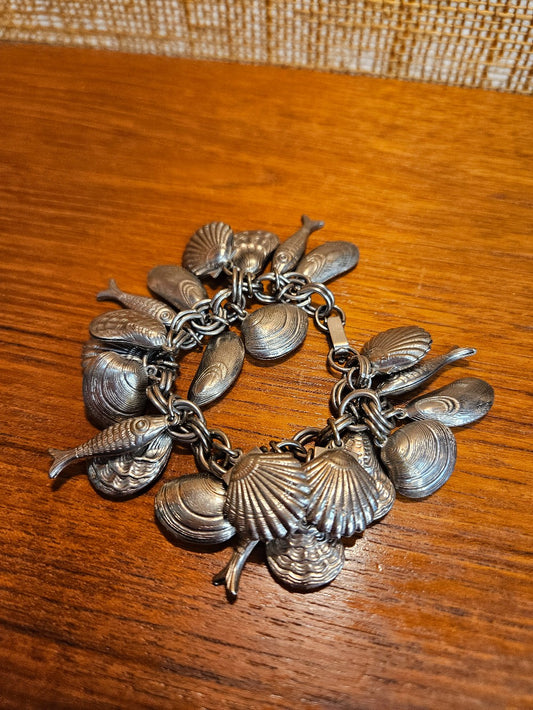 Silver Fish and Shell Linked Charm Bracelet|12829