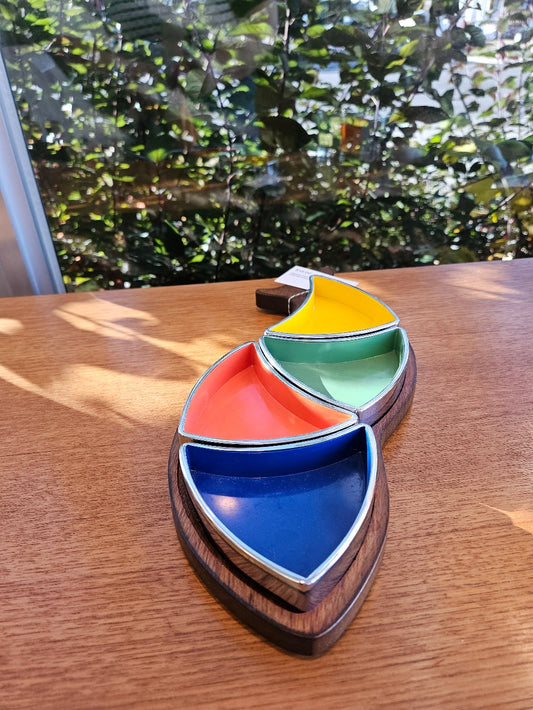 Atomic Fish and Primary colored Snack Serving Tray|10205