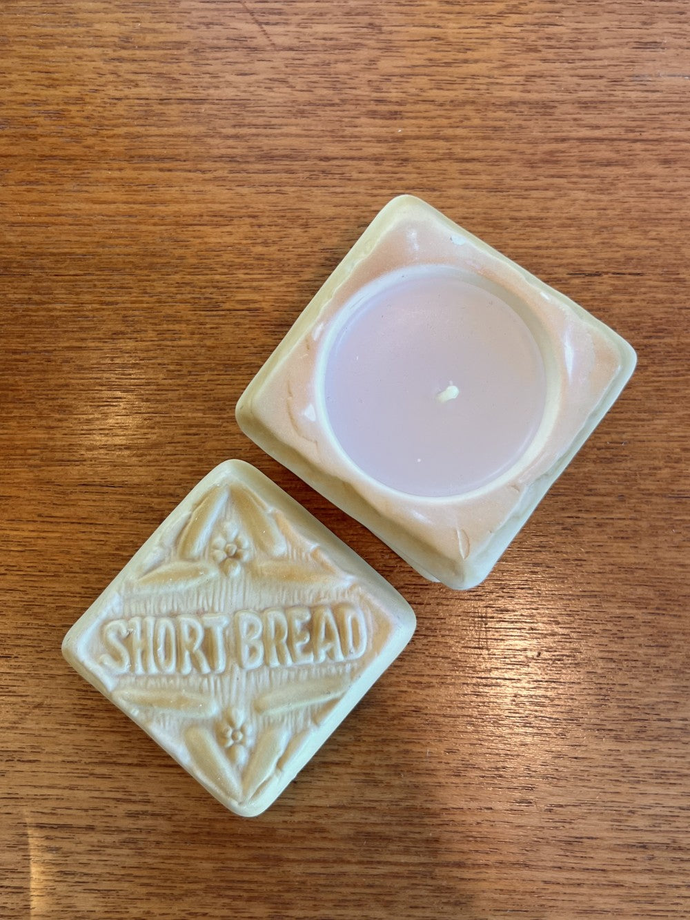 Holt Howard Shortbread Candle|10691
