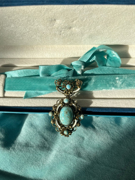 Vintage Choker: 1960s Brooch on 1920s Velvet Ribbon|11154