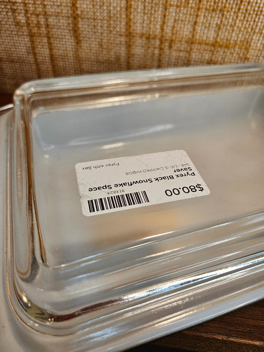 Pyrex Black Snowflake Space Saver|12685
