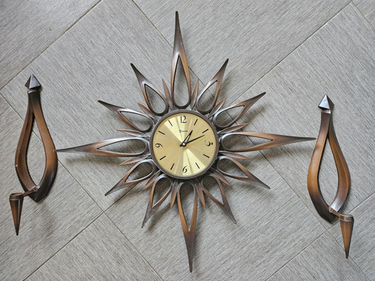 Working Syroco starburst clock with sconces|16715